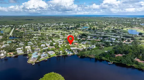 9524 SE Cove Point St, Jupiter, FL 33469