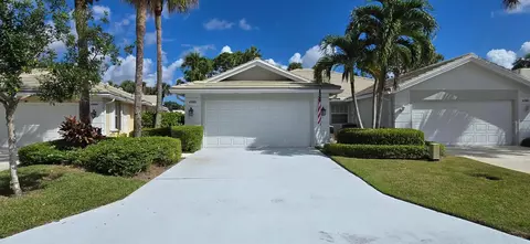 4385 Lacey Oak Dr, Palm Beach Gardens, FL 33410