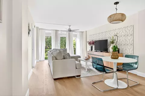 106 Royal Park Dr #3C, Oakland Park, FL 33309