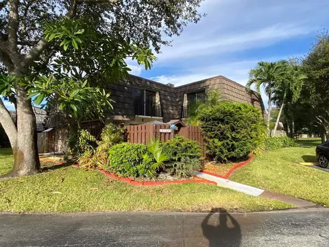 1674 Forest Lks #A, West Palm Beach, FL 33406