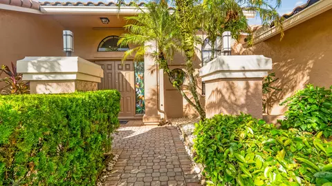 10767 Boca Woods Ln, Boca Raton, FL 33428