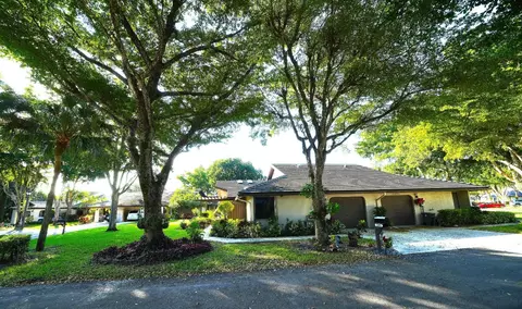 10084 Cherrywood, Boynton Beach, FL 33437