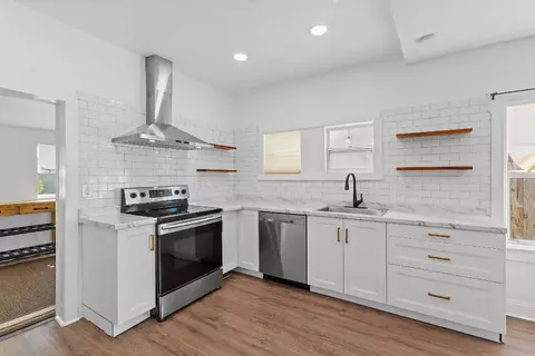 120 NW 4th Ave, Boynton Beach, FL 33435