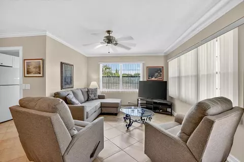 501 Tilford W, Deerfield Beach, FL 33442