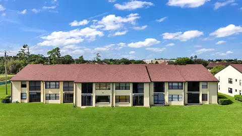 4708 Lucerne Lakes Blvd E #104, Lake Worth, FL 33467