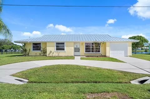 2167 SE Sunflower, Port Saint Lucie, FL 34952