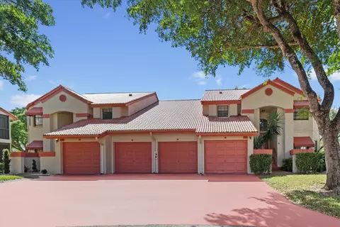 7701 Lexington Clb #B, Delray Beach, FL 33446