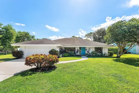 6048 Woodlake, Jupiter, FL 33458