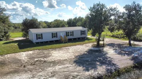 17484 NW 290 St, Okeechobee, FL 34972