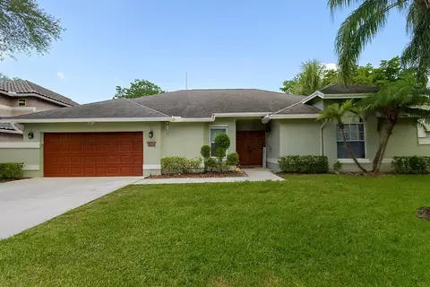 4191 NW 58th St, Coconut Creek, FL 33073