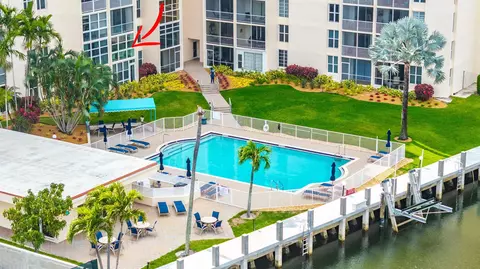 1391 S Ocean Blvd #206, Pompano Beach, FL 33062