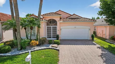 5300 Grey Birch Ln, Boynton Beach, FL 33437