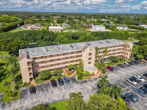 6865 Huntington Ln #105, Delray Beach, FL 33446