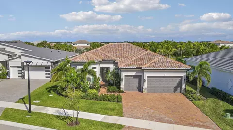 10815 Stellar Cir, Palm Beach Gardens, FL 33412