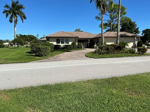 11756 N Lake Dr, Boynton Beach, FL 33436