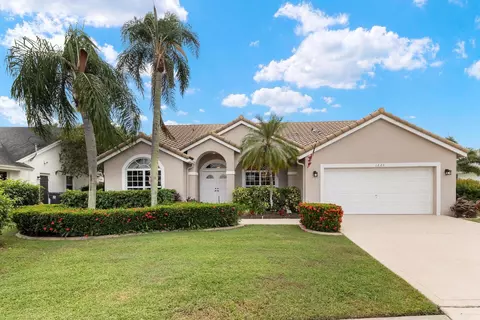1223 Columbine Pl, Wellington, FL 33414