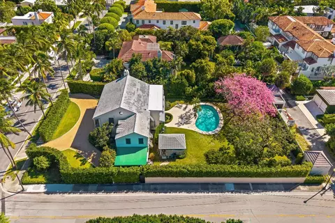 334 Barton Ave, Palm Beach, FL 33480 photo 5