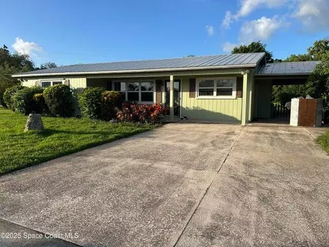 100 S Wimbrow Dr, Sebastian, FL 32958