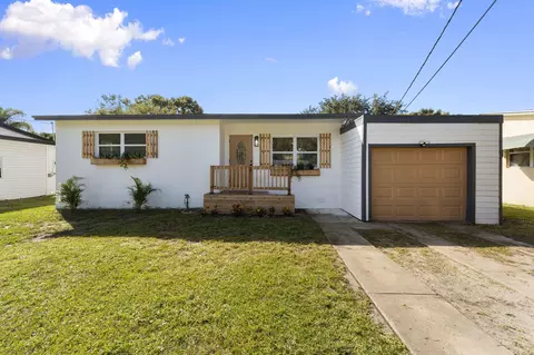 1107 Jasmine Ave, Fort Pierce, FL 34982