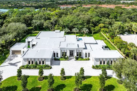 16484 Bridlewood Cir, Delray Beach, FL 33445