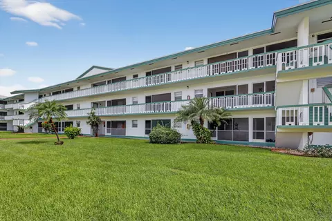 5300 Washington St #J116, Hollywood, FL 33021
