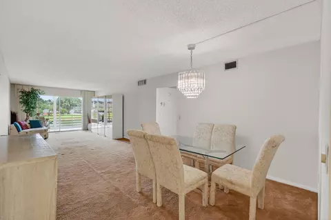 2001 Guildford A, Boca Raton, FL 33434