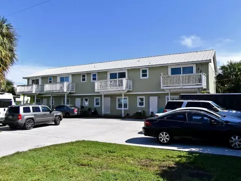1807 Saint Lucie Ct, Fort Pierce, FL 34949