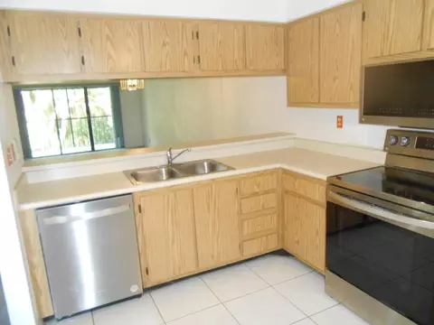 1601 Sabal Rdg #G, Palm Beach Gardens, FL 33418
