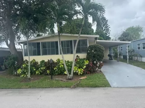 1808 Kingfisher Dr, Deerfield Beach, FL 33442