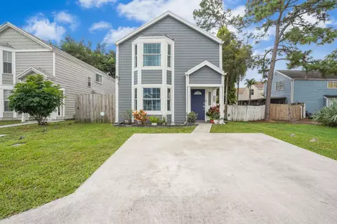 5828 Cassandra Ct, West Palm Beach, FL 33415