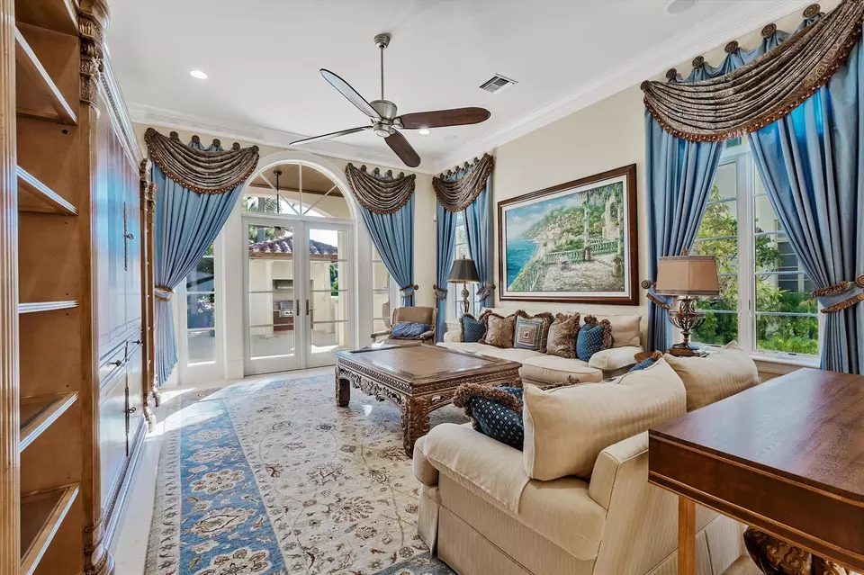 Living - 523 Bald Eagle Dr, Jupiter, FL 33477 photo 1 of 3