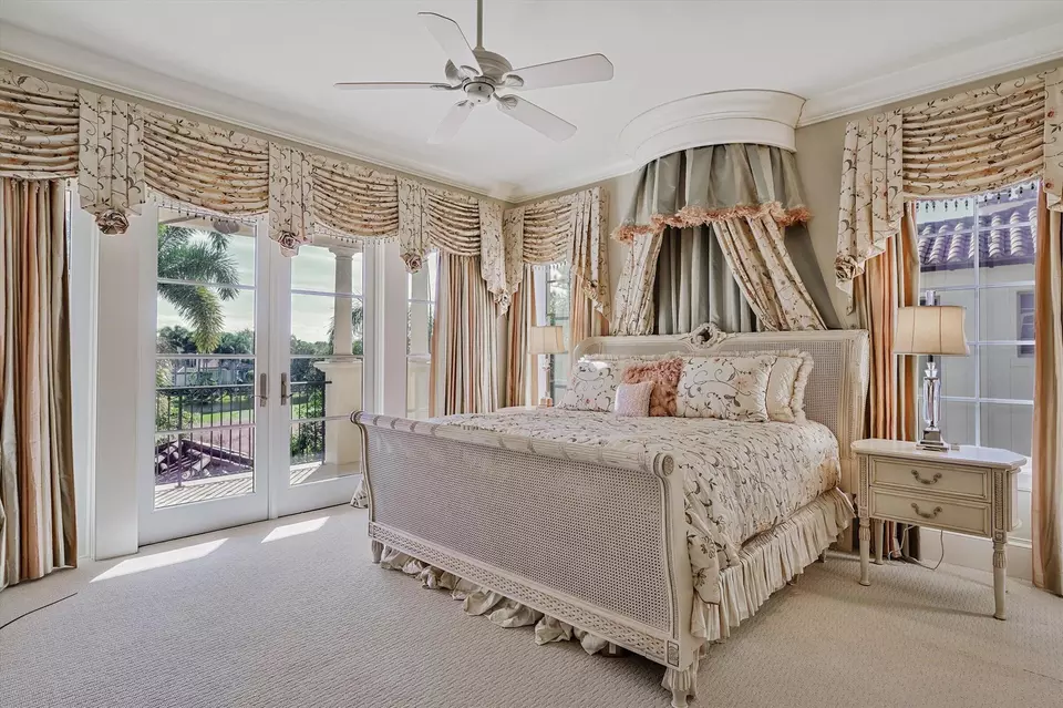 Bedroom - 523 Bald Eagle Dr, Jupiter, FL 33477 photo 4 of 8