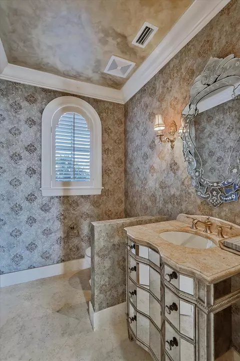 Bath - 523 Bald Eagle Dr, Jupiter, FL 33477 photo 1 of 10