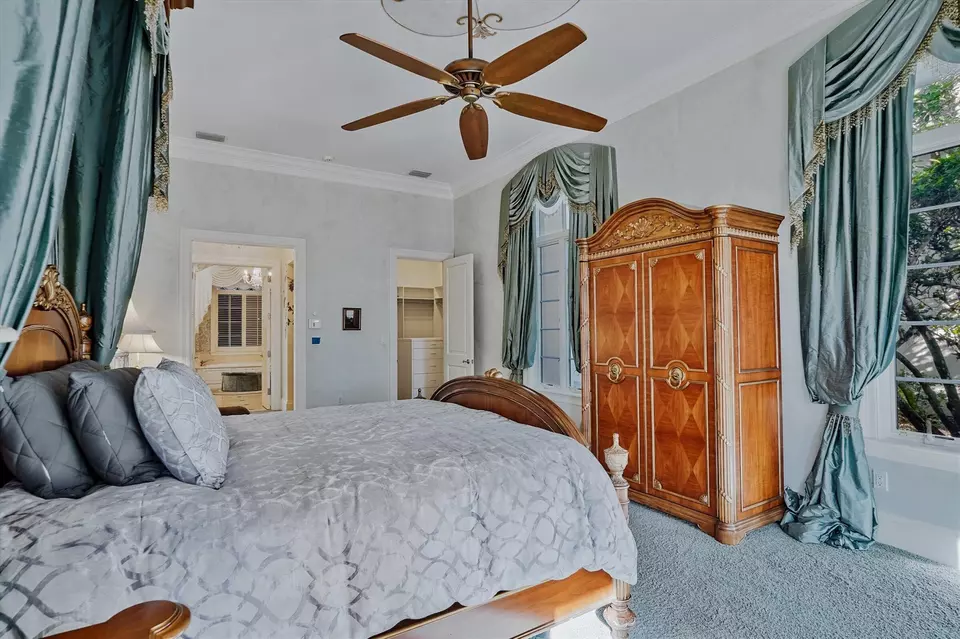 Bedroom - 523 Bald Eagle Dr, Jupiter, FL 33477 photo 3 of 8