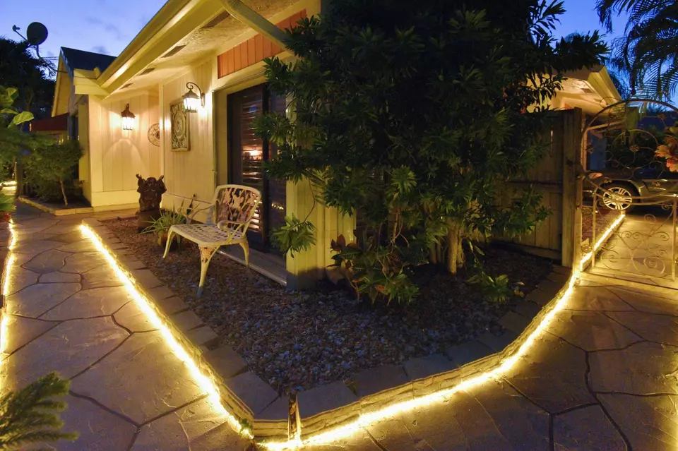 Exterior - 7504 Sierra Dr E, Boca Raton, FL 33433 photo 6 of 17