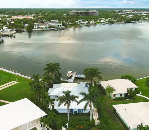 1233 Church Ln, North Palm Beach, FL 33408
