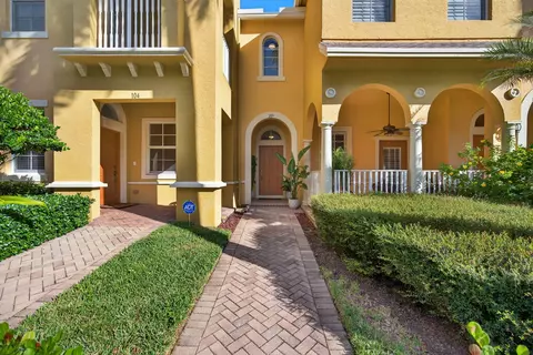 141 Seagrape Dr #203, Jupiter, FL 33458