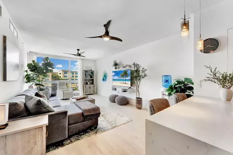 111 SE 1st Ave #517, Delray Beach, FL 33444