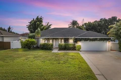 1074 SW Eckard, Port Saint Lucie, FL 34953