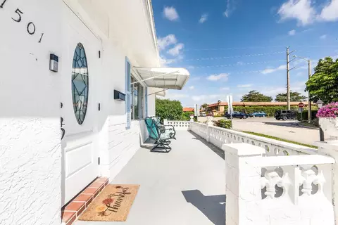 1501 SW 18th Dr, Boynton Beach, FL 33426