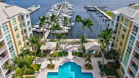 806 E Windward #201, Lantana, FL 33462