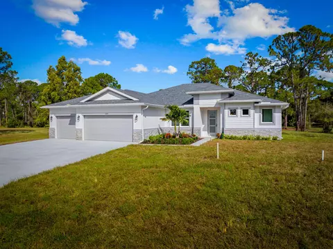 10634 Sugar Pine Dr, Fort Pierce, FL 34945