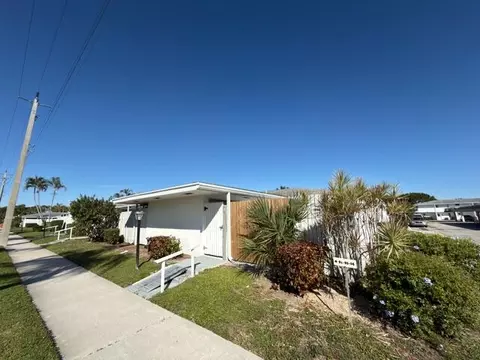 96 E Royal, Palm Beach, FL 33411