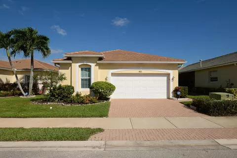 841 SW Rocky Bayou Ter, Port Saint Lucie, FL 34986