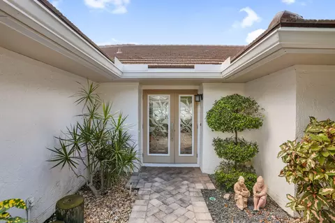 20485 Linksview, Boca Raton, FL 33434