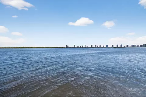 105 Paradise Harbour Blvd #102, North Palm Beach, FL 33408