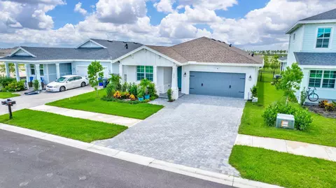 1617 Whistlegrass Ln, The Acreage, FL 33470