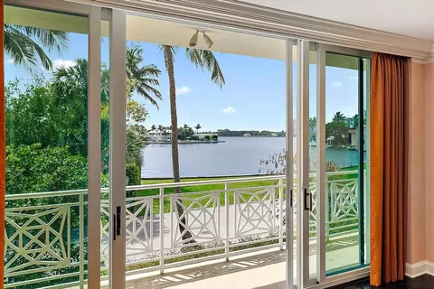 425 Worth Ave #2F, Palm Beach, FL 33480