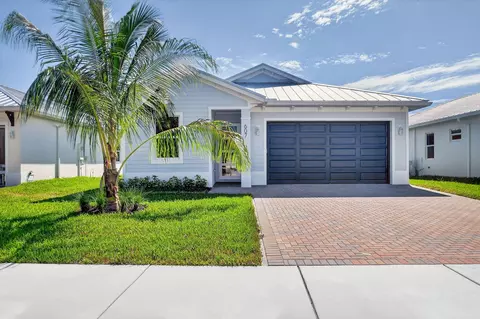 607 N Loxahatchee Dr, Jupiter, FL 33458
