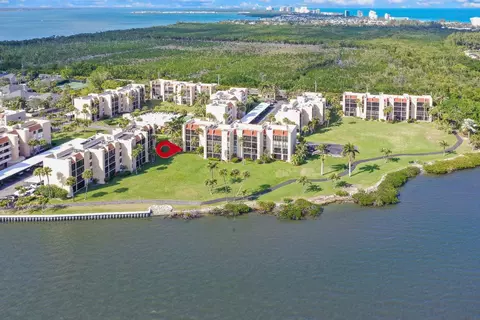 3472 NE Ne Cswy #104, Jensen Beach, FL 34957